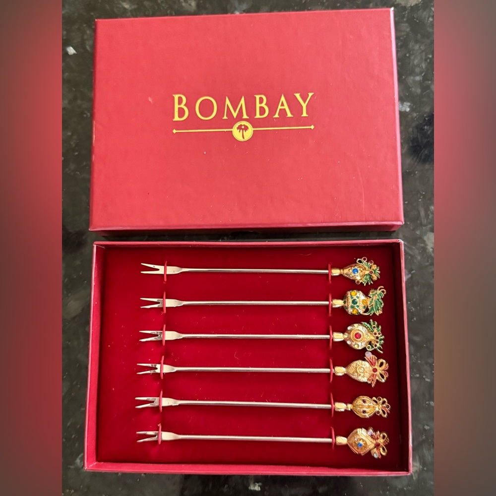 Set 6 Bombay Gold Plated Christmas Jeweled Ornamental Hors Douvres Cocktail Pick
